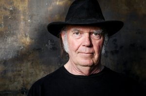 Neil-Young.indian.gconcertcesoir.jpg